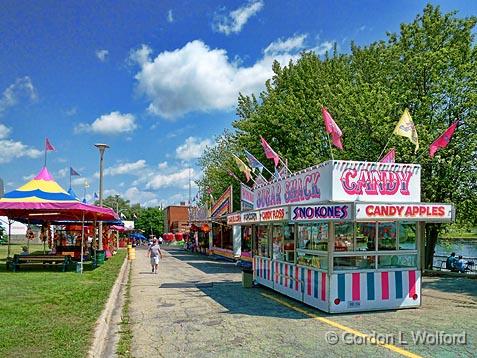 Festival Midway_P1010725.jpg - Photographed at the Canal Railway & Chocolate Festival in Smiths Falls, Ontario, Canada.